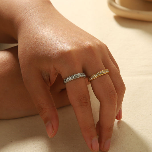 classic style ring met steentjes